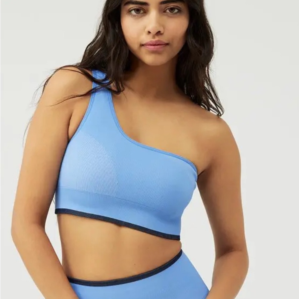 Outdoor Voices One-Shoulder Seamless Rib Bra
